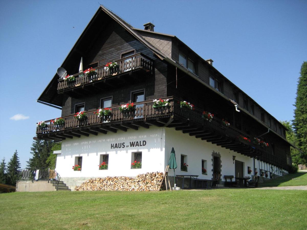 Hotel Garni Haus Am Wald Reifnitz Exteriör bild